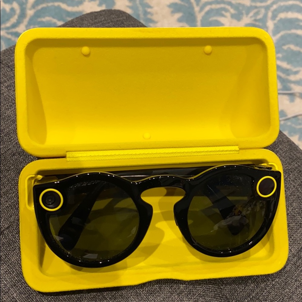 Official Snapchat Spectacles - Picture 4 of 4